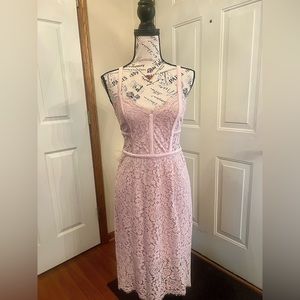 EXPRESS light baby pink lace dress knee length sz 2 lightly worn and cared for